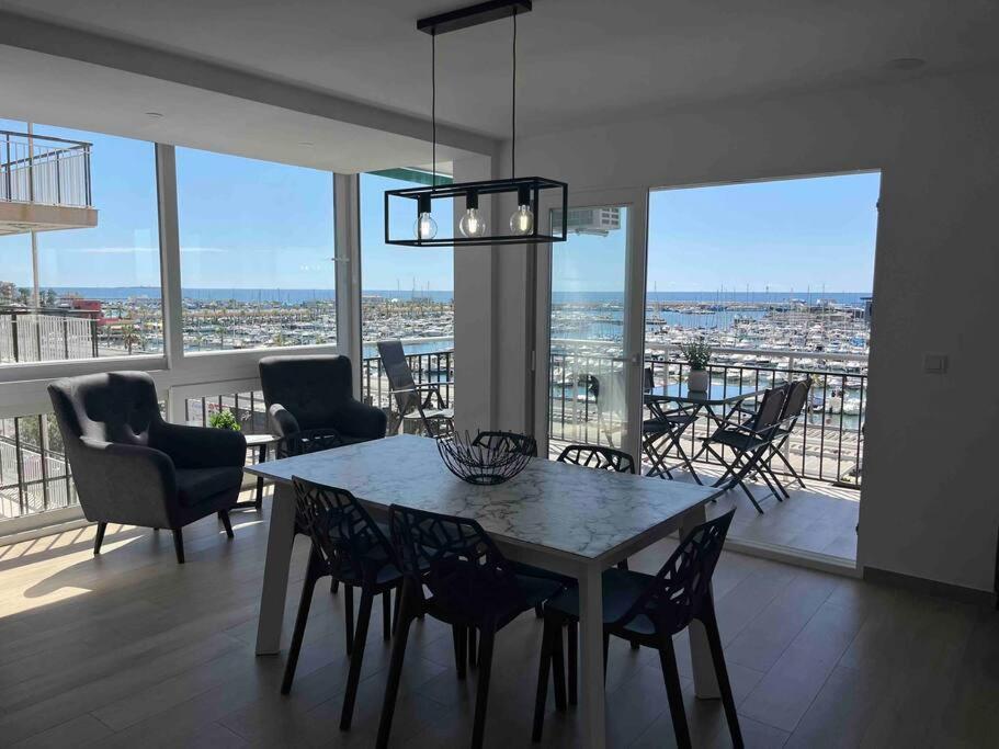 Apartment Con Preciosas Vistas A Pie De Playa